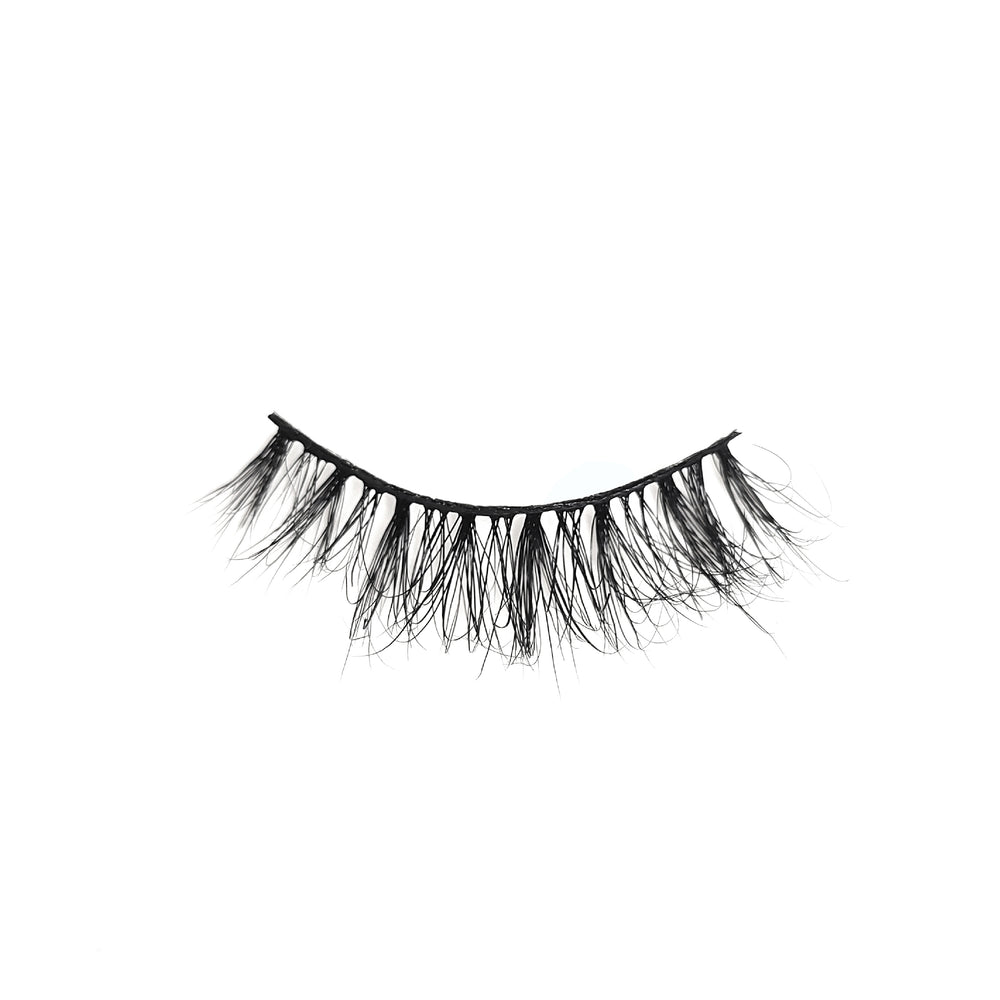 Glimify Lavish soft long natural false lashes