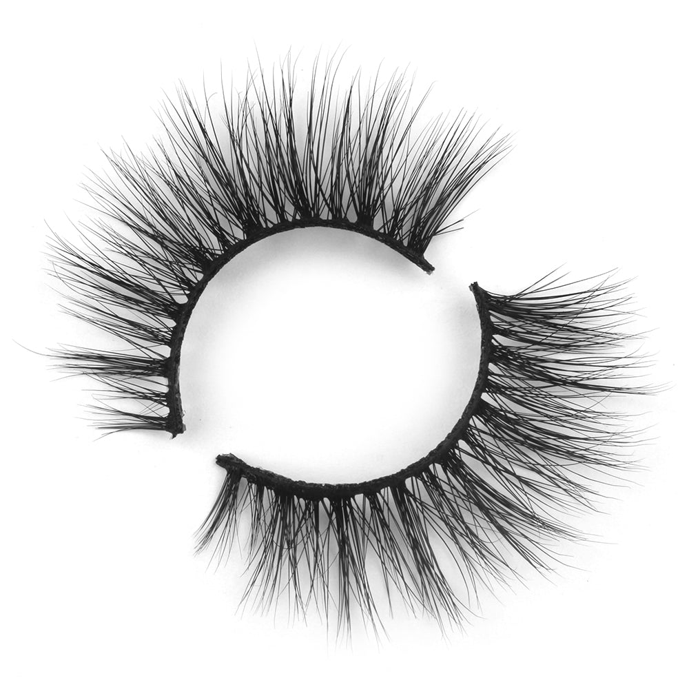 Glimify Biseauté angled wispy party false lashes