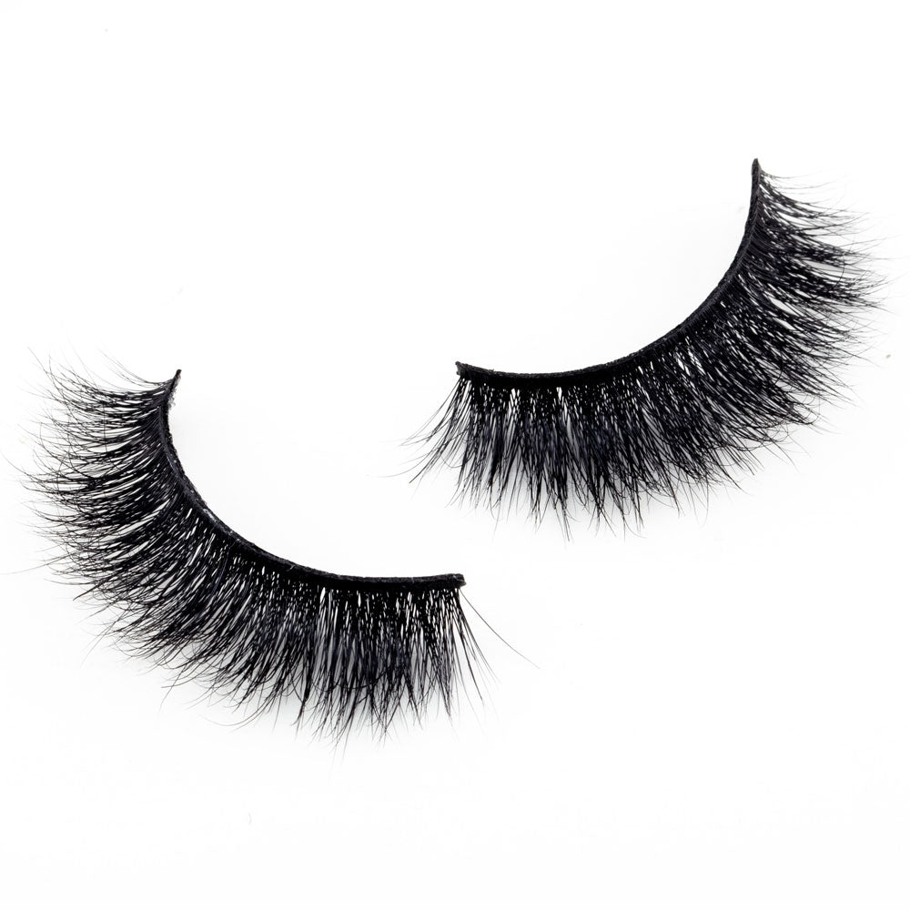 Glimify Guts full volume party false lashes