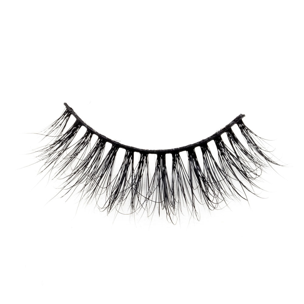 Glimify Glorious defined natural everyday false lashes