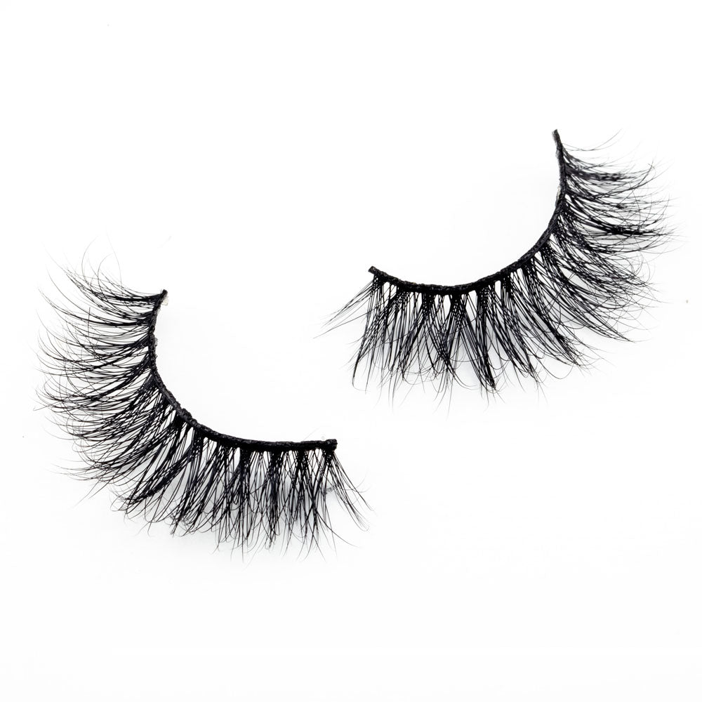 Glimify Vital natural everyday false lashes