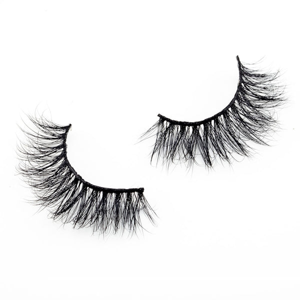 Glimify Vital natural everyday false lashes