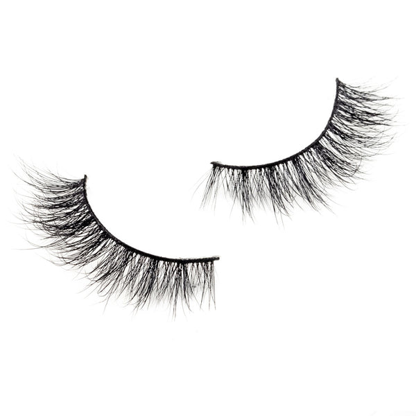 Glimify Deluxe refined natural everyday false lashes